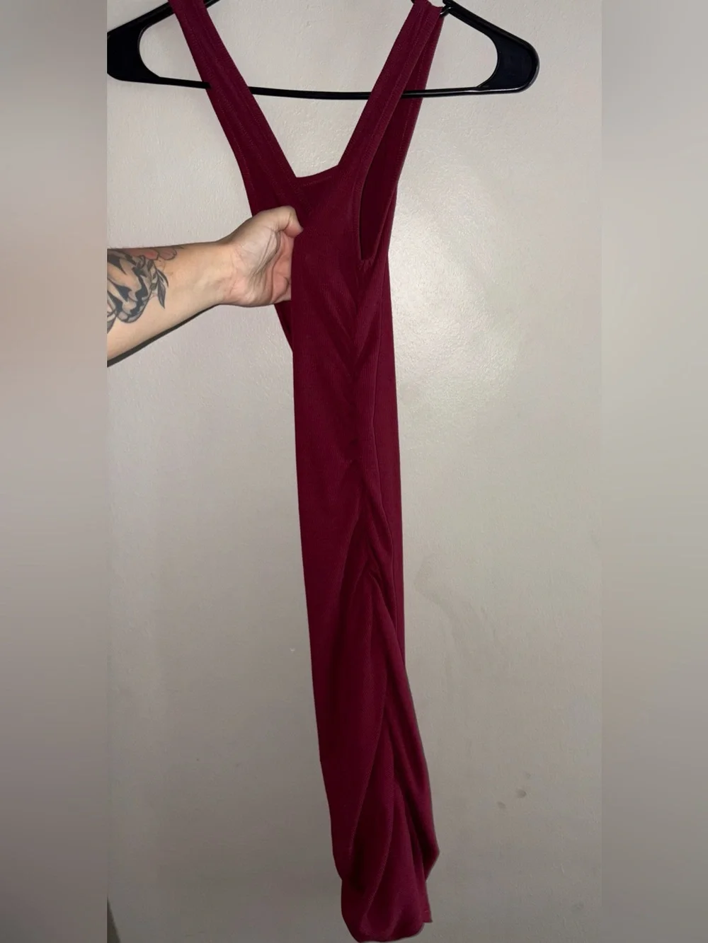 Women’s Asymmetric One-Shoulder Ribbed Dress in Burgundy - Picture 4 of 4